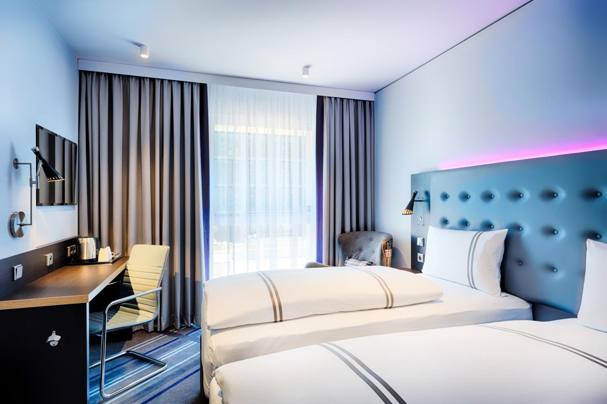 Premier Inn Saarbruecken City Centre Dış mekan fotoğraf