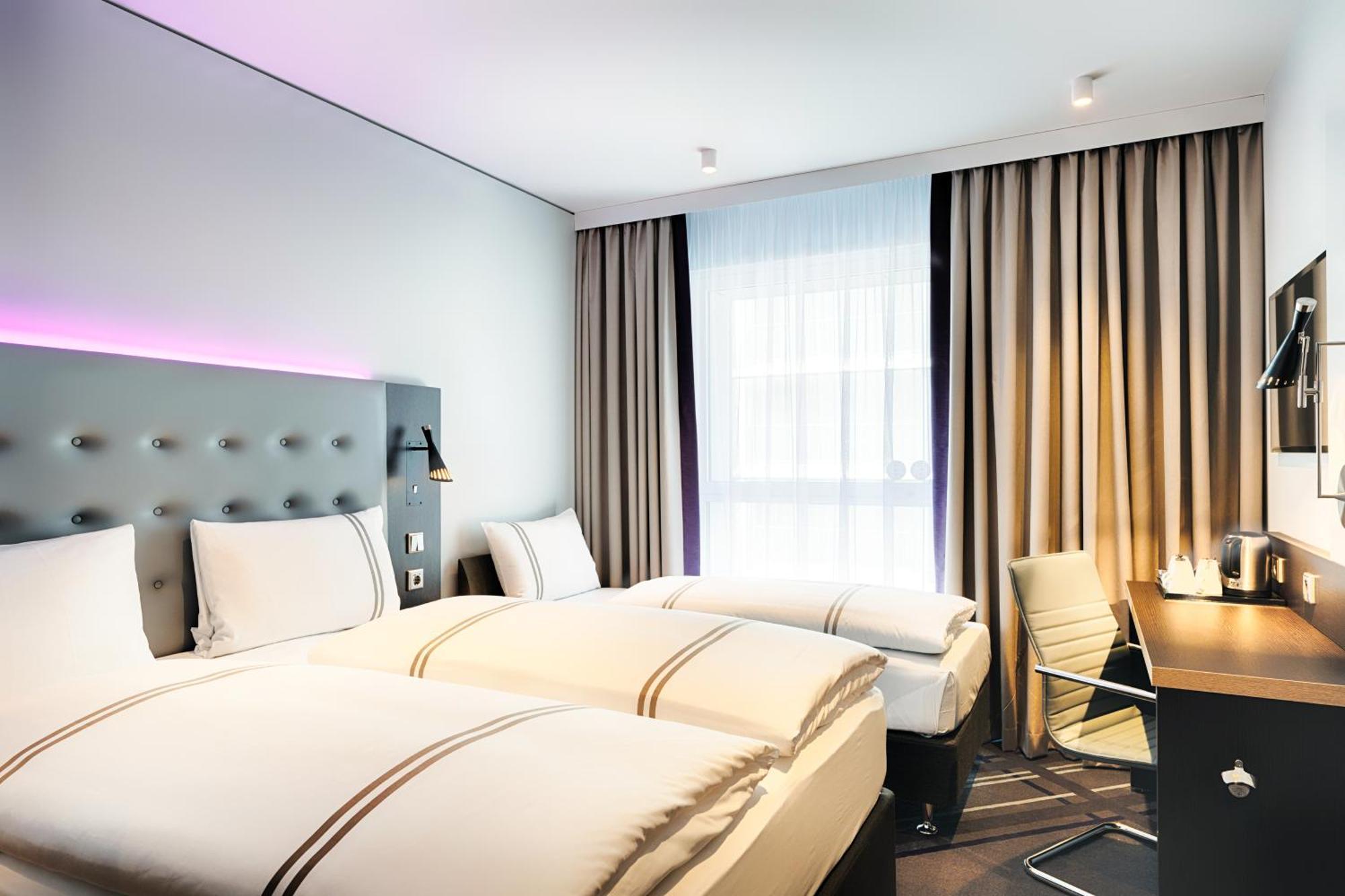 Premier Inn Saarbruecken City Centre Dış mekan fotoğraf
